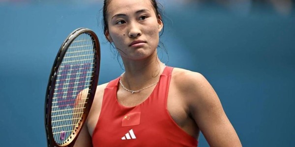 开云体育赛事团队-2-0挺进8强！中国女网15岁新星闪耀：青少年世界第8看齐郑钦文？